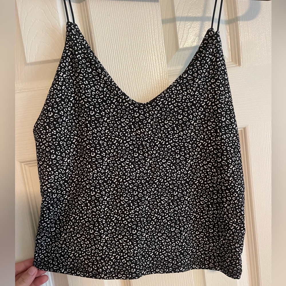 Cheetah/leopard print cropped tank top